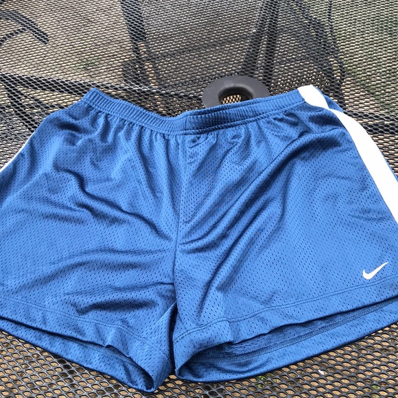 Nike shorts - Picture 5 of 5
